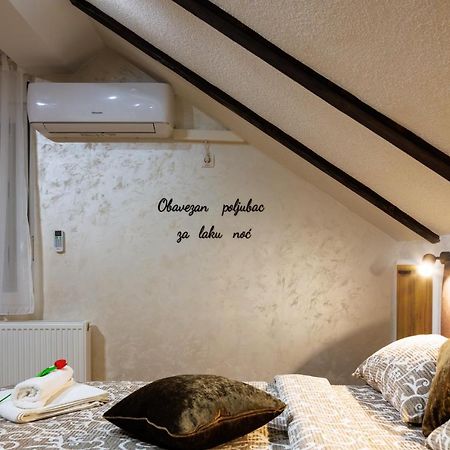 Apartmani Nina 哥鲁拜克 外观 照片